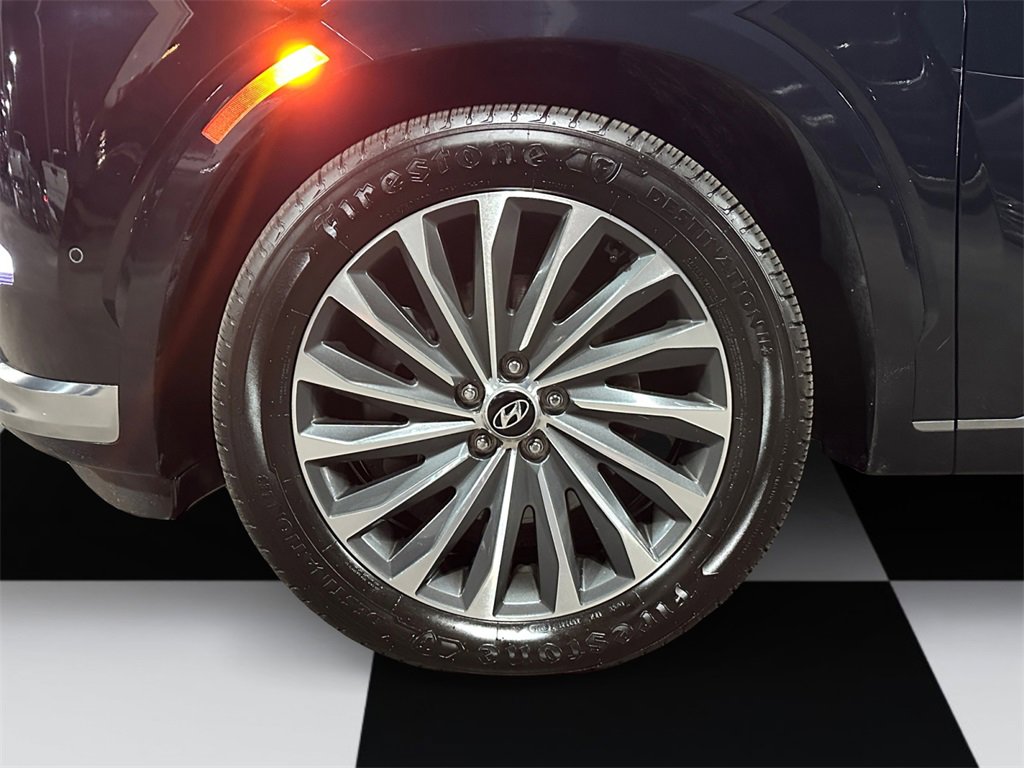 Used 2024 Hyundai Palisade Calligraphy image 14