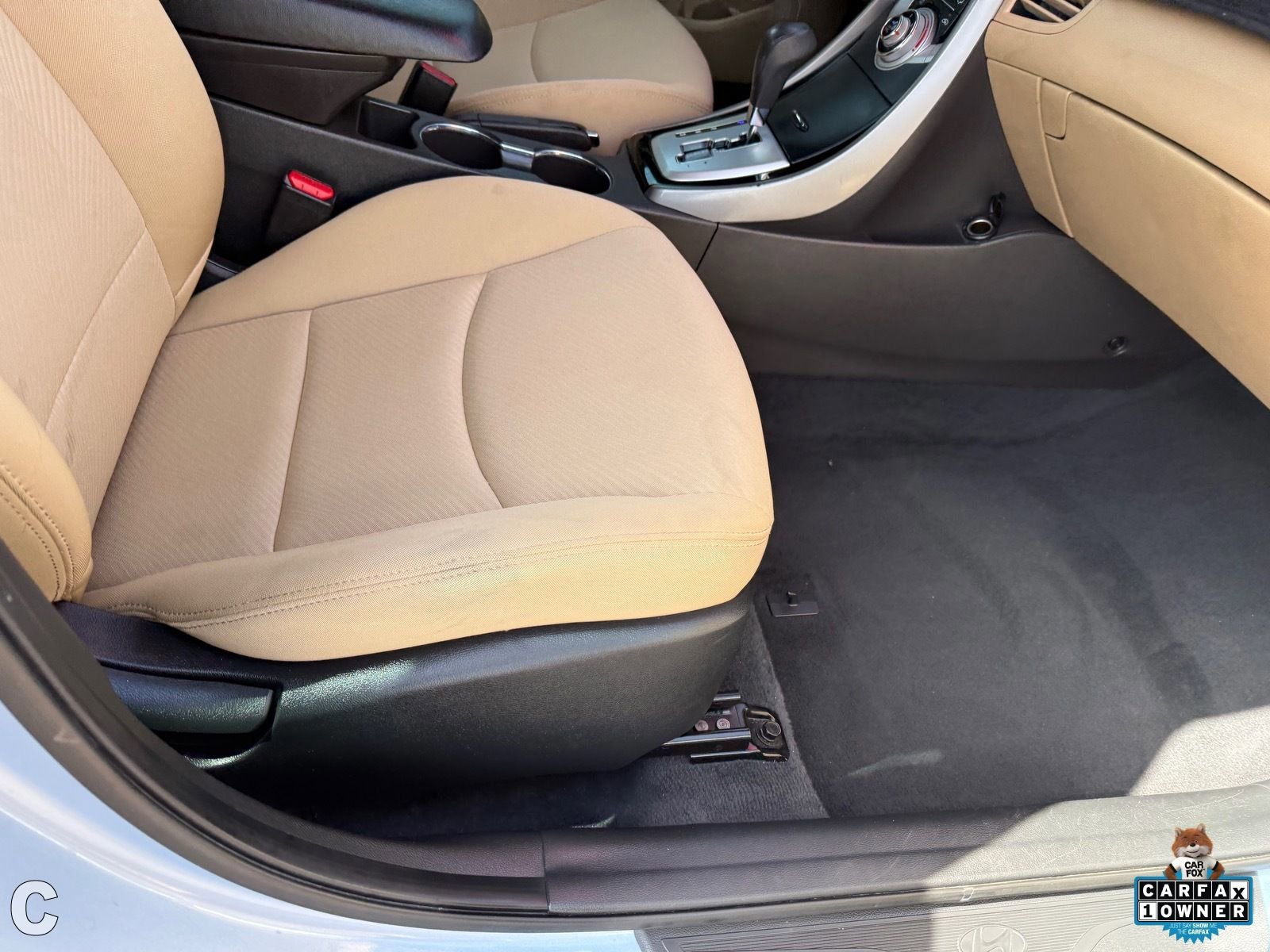 Used 2012 Hyundai Elantra GLS w/ Preferred Pkg 3 FWD image 11
