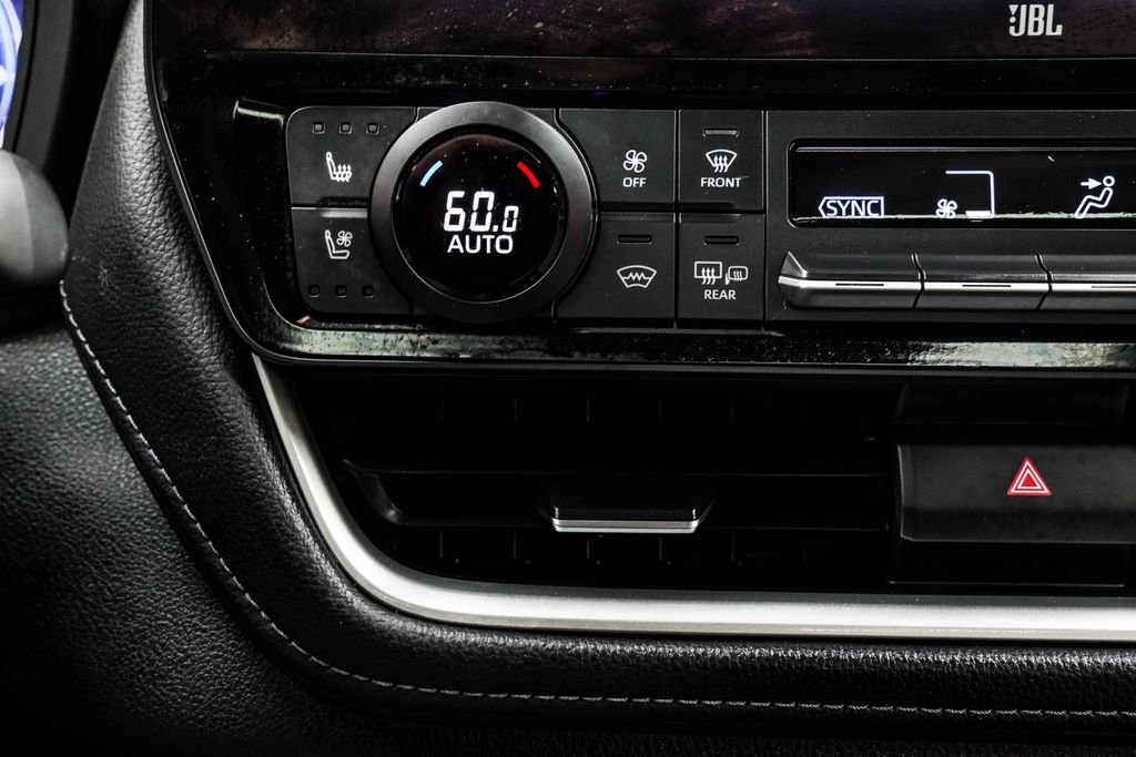 Used 2024 Toyota Grand Highlander AWD image 31