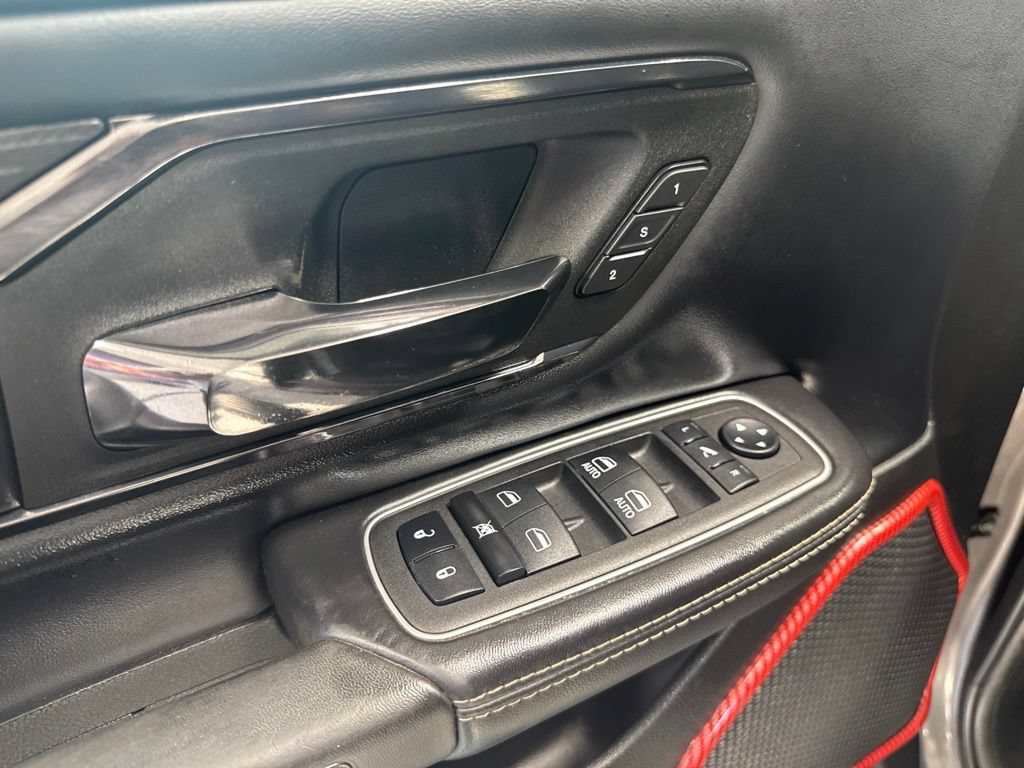 Used 2023 RAM 1500 Limited w/ Body Color Bumper Group AWD/4WD image 17