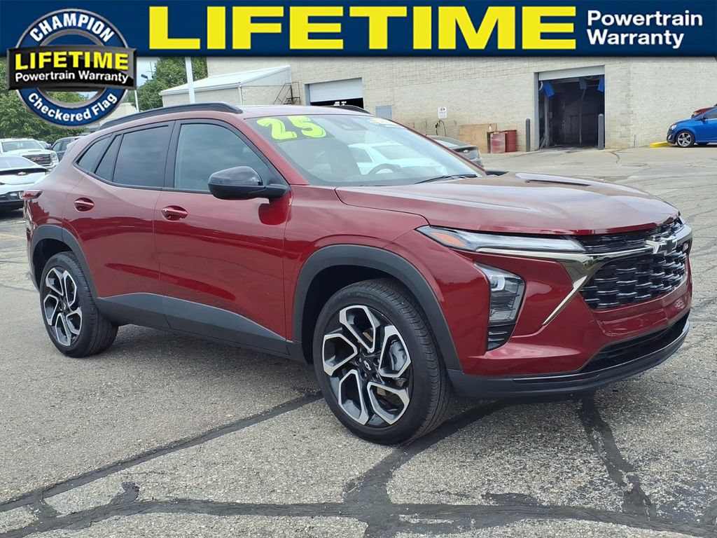 Used 2025 Chevrolet Trax RS w/ Sunroof Package