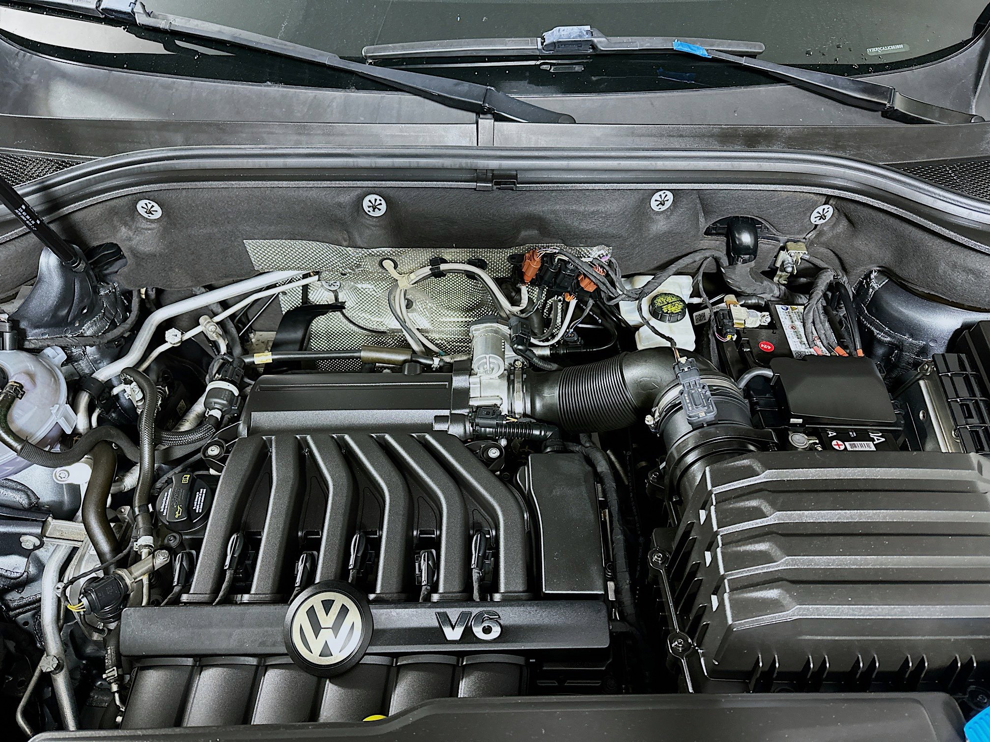 Used 2018 Volkswagen Atlas SE AWD/4WD image 34