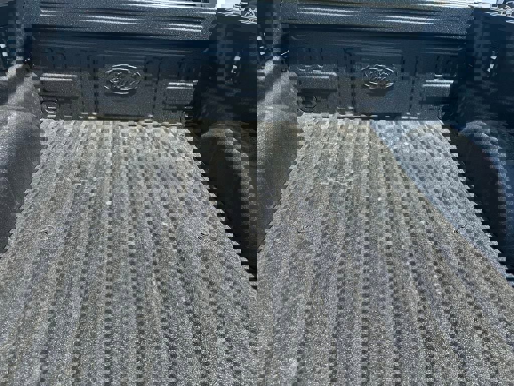 New 2025 Ford F150 Platinum w/ Equipment Group 702A High image 28