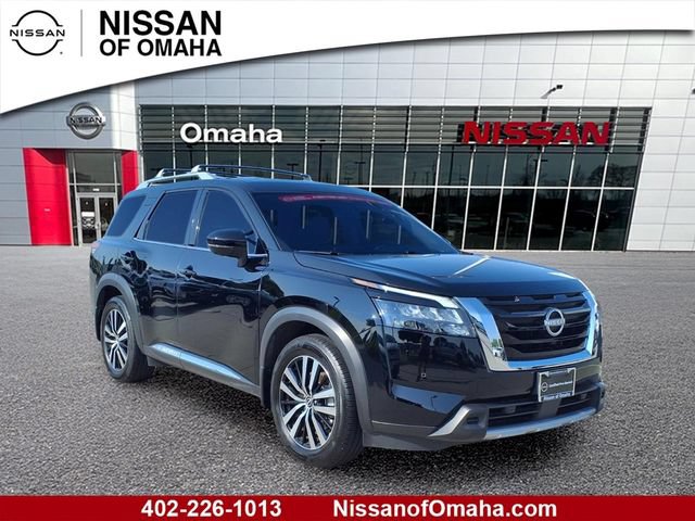 Certified 2025 Nissan Pathfinder Platinum w/ Cargo Package