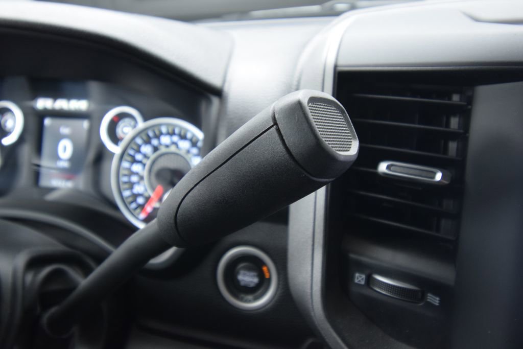 Used 2024 RAM 2500 Tradesman w/ Chrome Appearance Group image 26