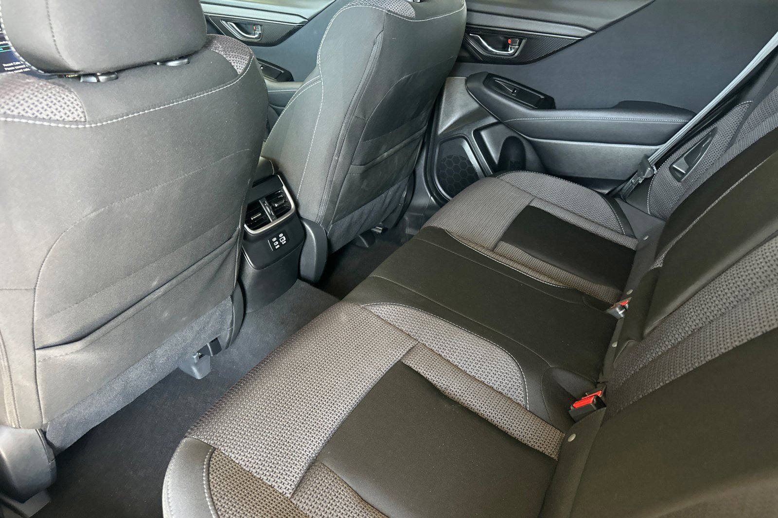 Certified 2025 Subaru Outback Premium image 14