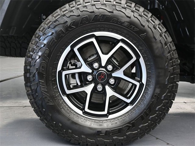 Used 2025 Jeep Gladiator Rubicon w/ Convenience Group image 9