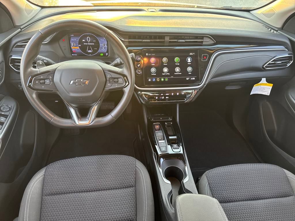Used 2023 Chevrolet Bolt EUV LT image 14