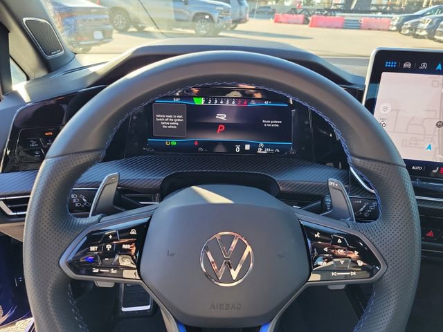 Used 2025 Volkswagen Golf R Black Edition image 19