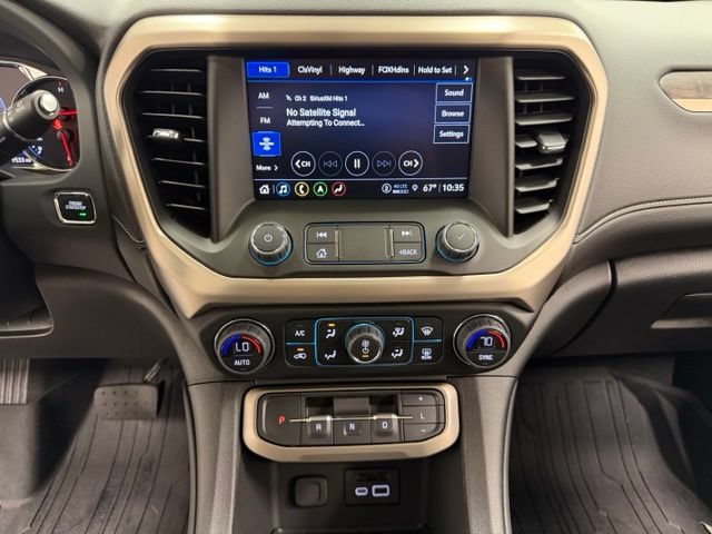 Certified 2023 GMC Acadia Denali w/ Denali Technology Package FWD image 11
