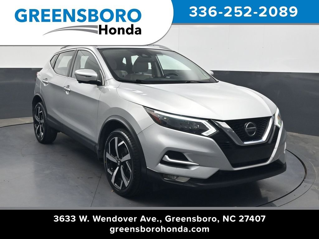 Used 2022 Nissan Rogue Sport SL w/ Premium Package FWD image 1