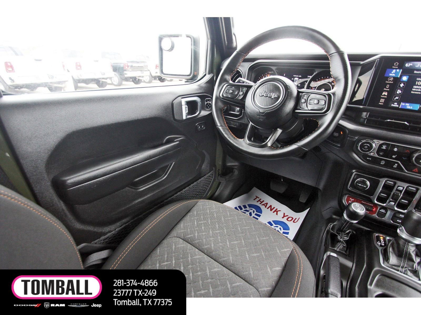 Used 2024 Jeep Gladiator Mojave w/ Convenience Group AWD/4WD image 9