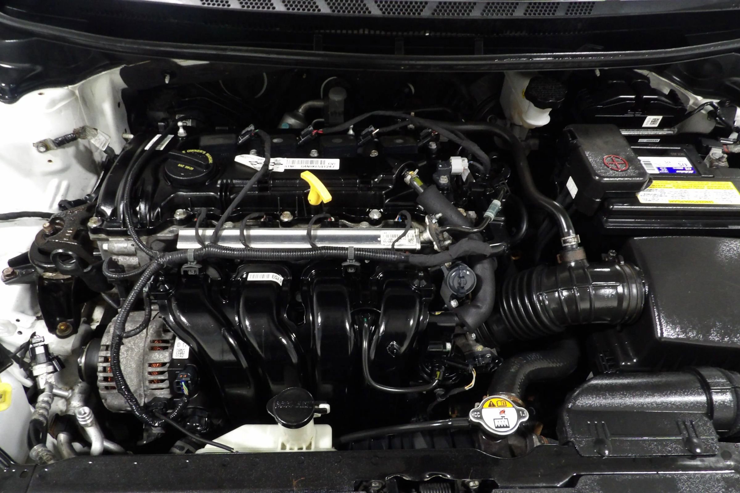 Used 2017 Kia Forte LX image 14