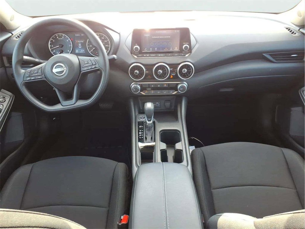 Used 2025 Nissan Sentra S image 11