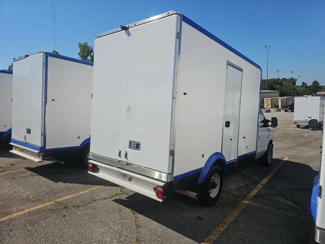 Used 2023 Ford E-350 and Econoline 350 Super Duty w/ Power Windows & Locks Group RWD image 4