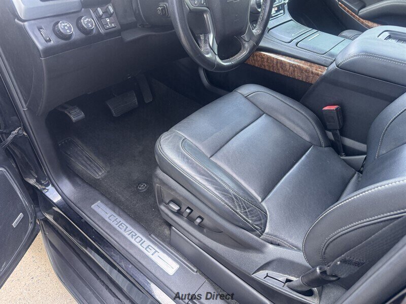 Used 2018 Chevrolet Tahoe 4WD LT w/ RST EDITION image 19