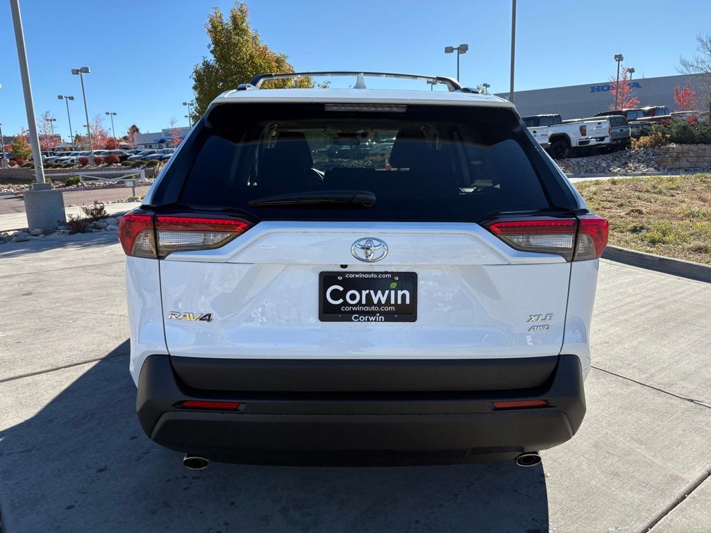 Used 2025 Toyota RAV4 XLE w/ Convenience Package image 6