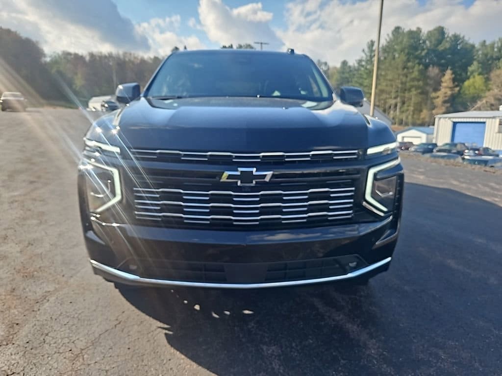 New 2026 Chevrolet Suburban High Country AWD/4WD image 8