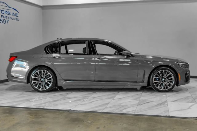 Used 2020 BMW 750i xDrive w/ Executive Package AWD/4WD image 11