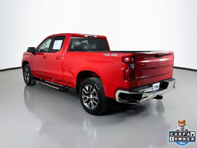 Used 2024 Chevrolet Silverado 1500 LT AWD/4WD image 10