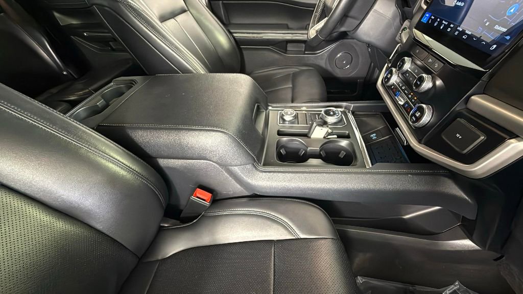 Used 2024 Ford Expedition Max XLT AWD/4WD image 16