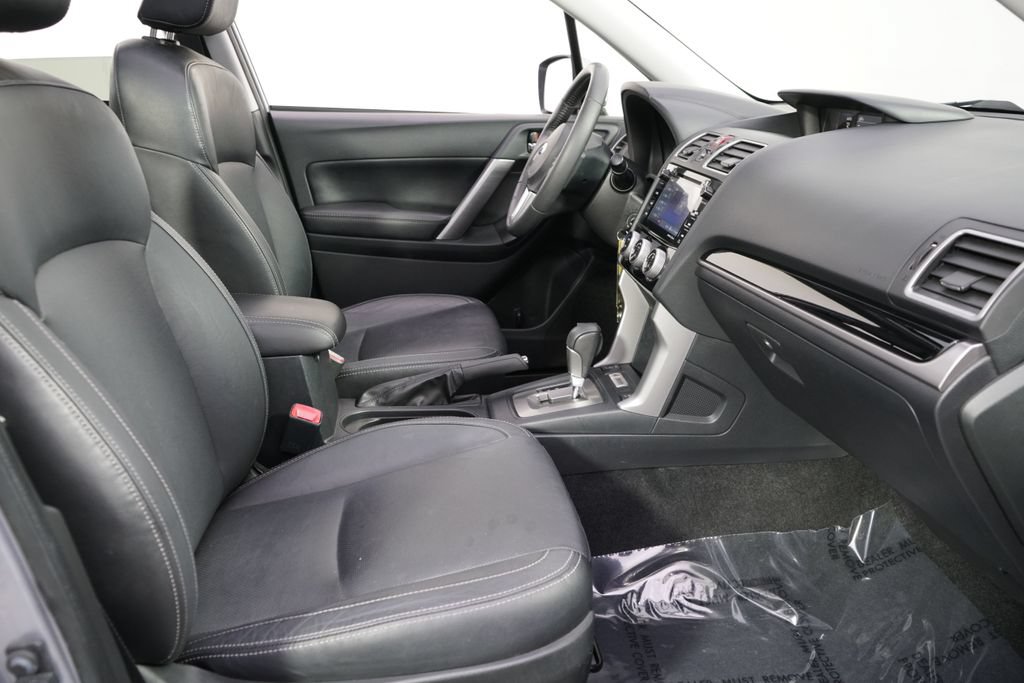 Used 2017 Subaru Forester 2.5i Limited AWD/4WD image 16