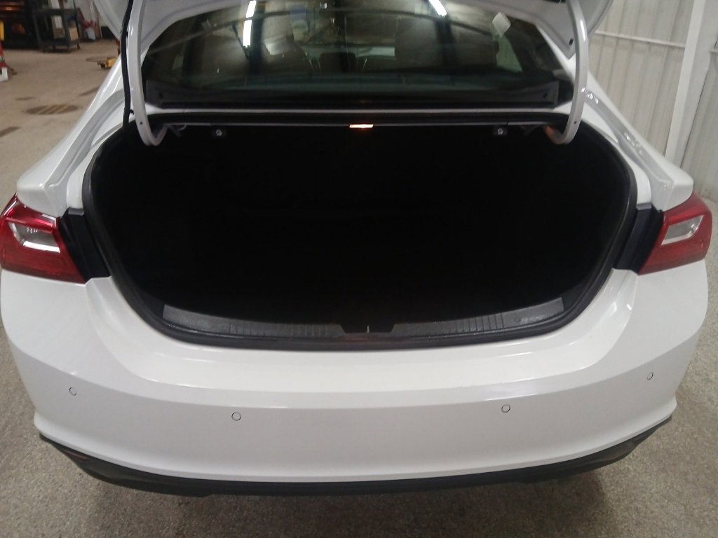 Used 2024 Chevrolet Malibu LT image 23