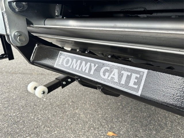 New 2024 Ford E-450 and Econoline 450 Super Duty w/ Power Windows & Locks Group image 42