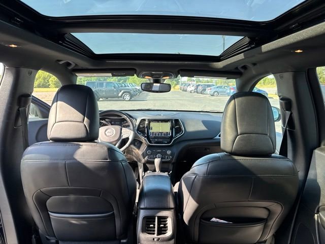 Used 2019 Jeep Cherokee High Altitude AWD/4WD image 12