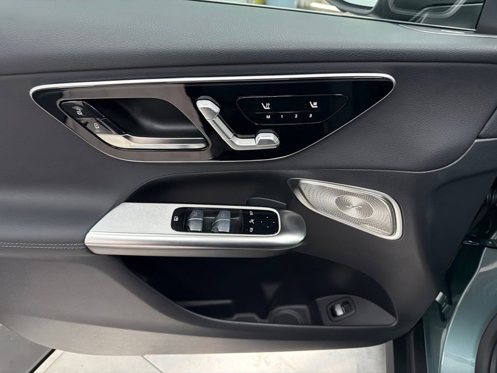 New 2026 Mercedes-Benz GLC 300 4MATIC image 17