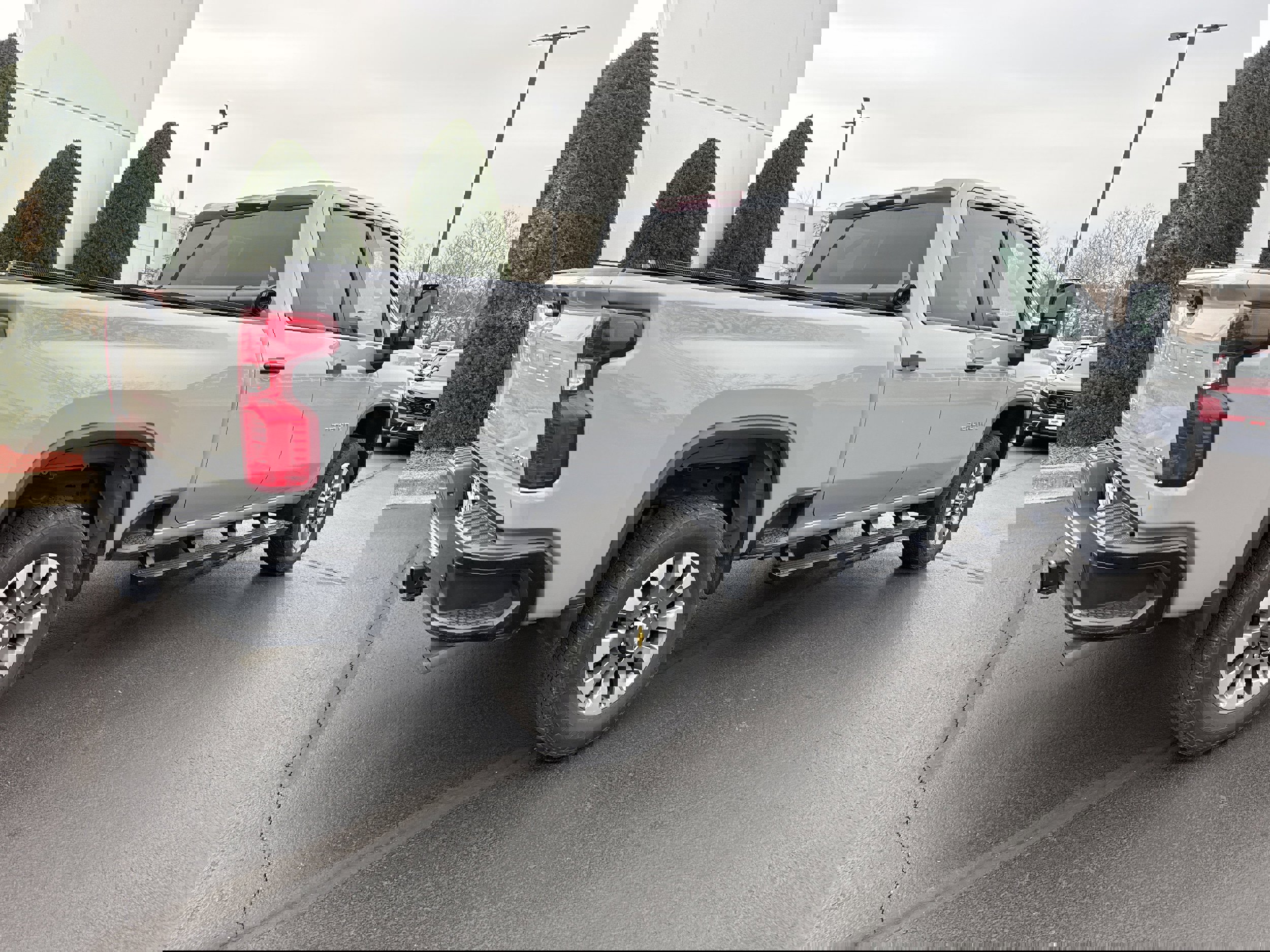 Used 2024 Chevrolet Silverado 2500 Custom w/ Custom Value Package image 14