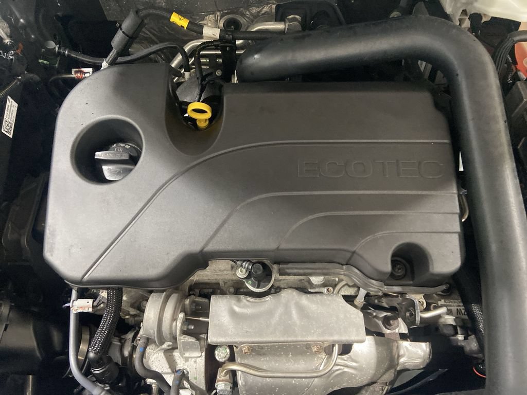 Certified 2023 Chevrolet Equinox LS w/ Driver Confidence II Package AWD/4WD image 28