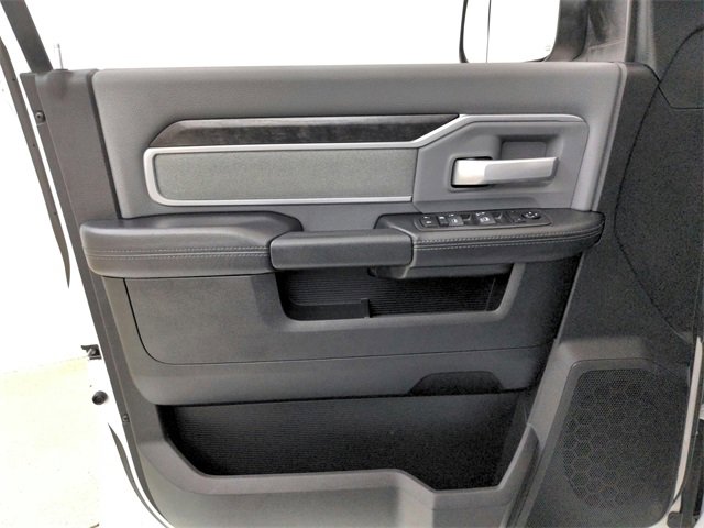 Used 2022 RAM 2500 Big Horn image 33