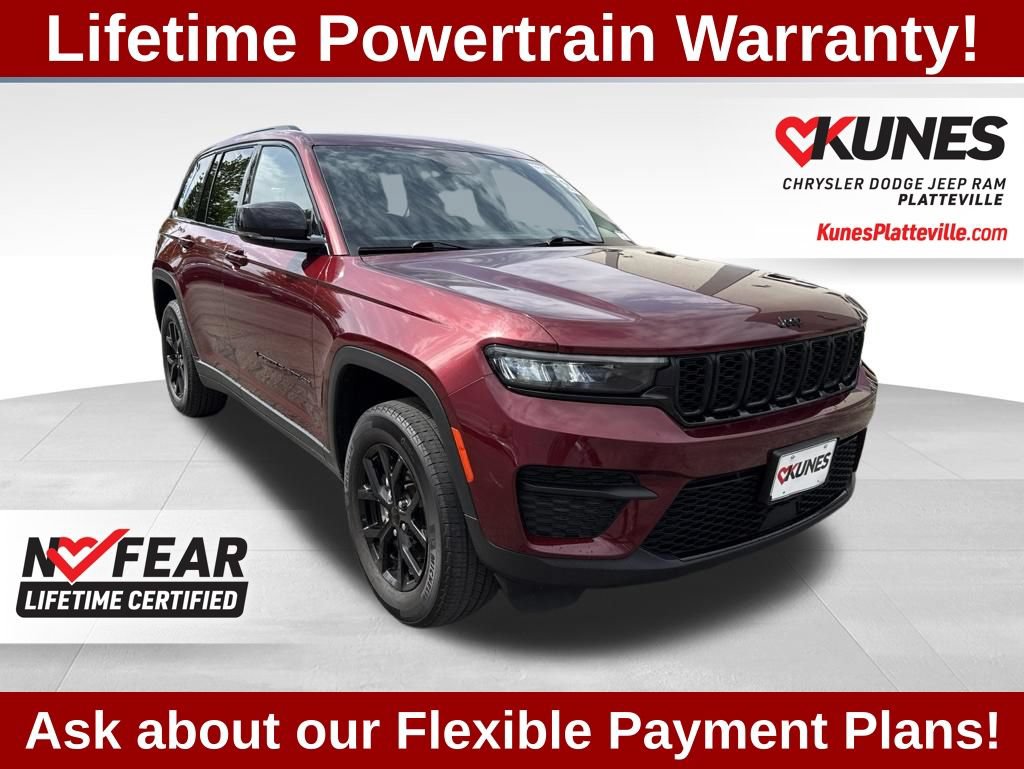 Used 2024 Jeep Grand Cherokee Altitude AWD/4WD image 1