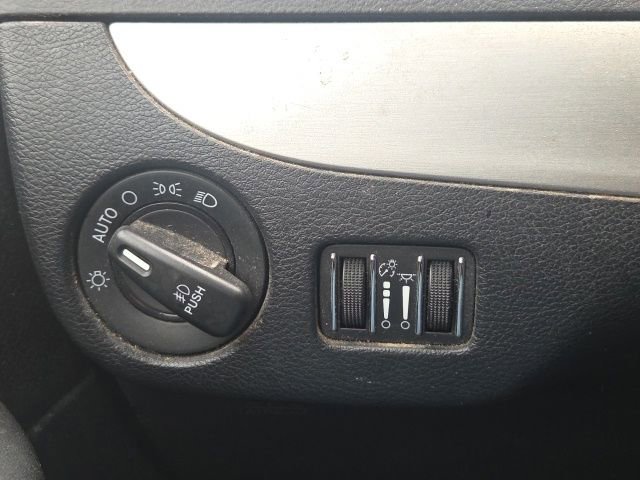 Used 2018 Dodge Grand Caravan GT FWD image 22