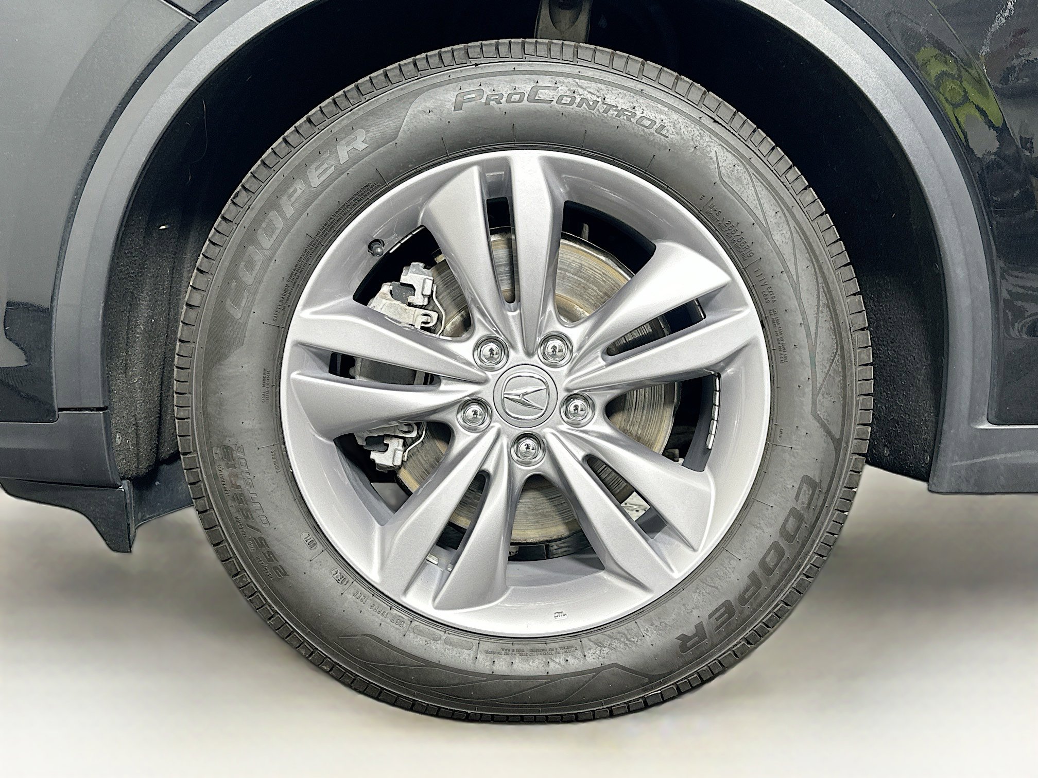 Used 2023 Acura MDX SH-AWD image 11