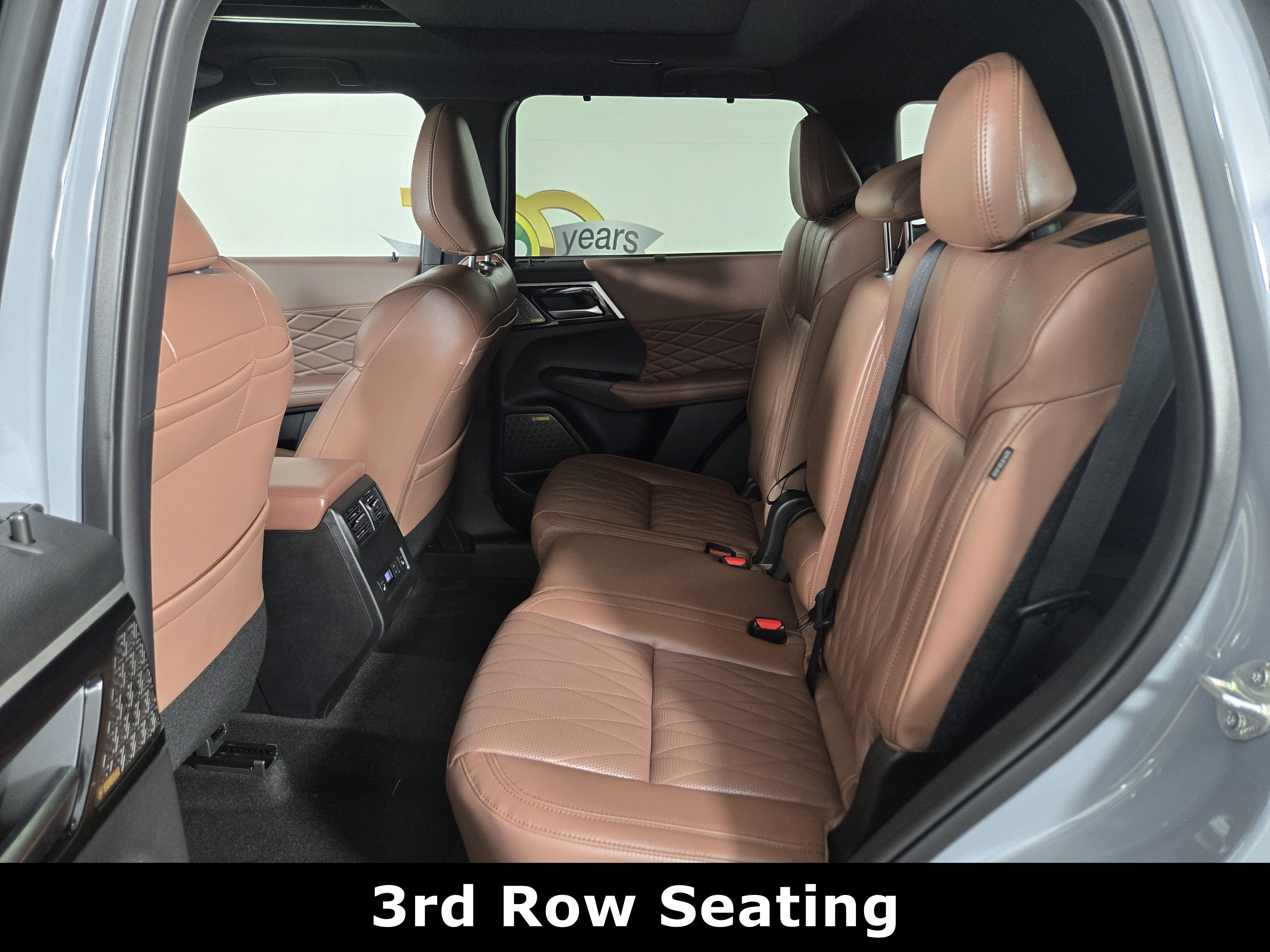 New 2026 Mitsubishi Outlander SEL image 11