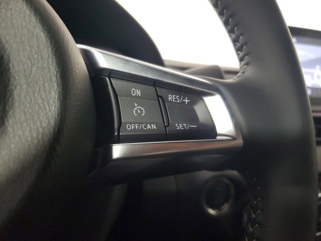 Used 2022 MAZDA MX-5 Miata RF Grand Touring RWD image 16