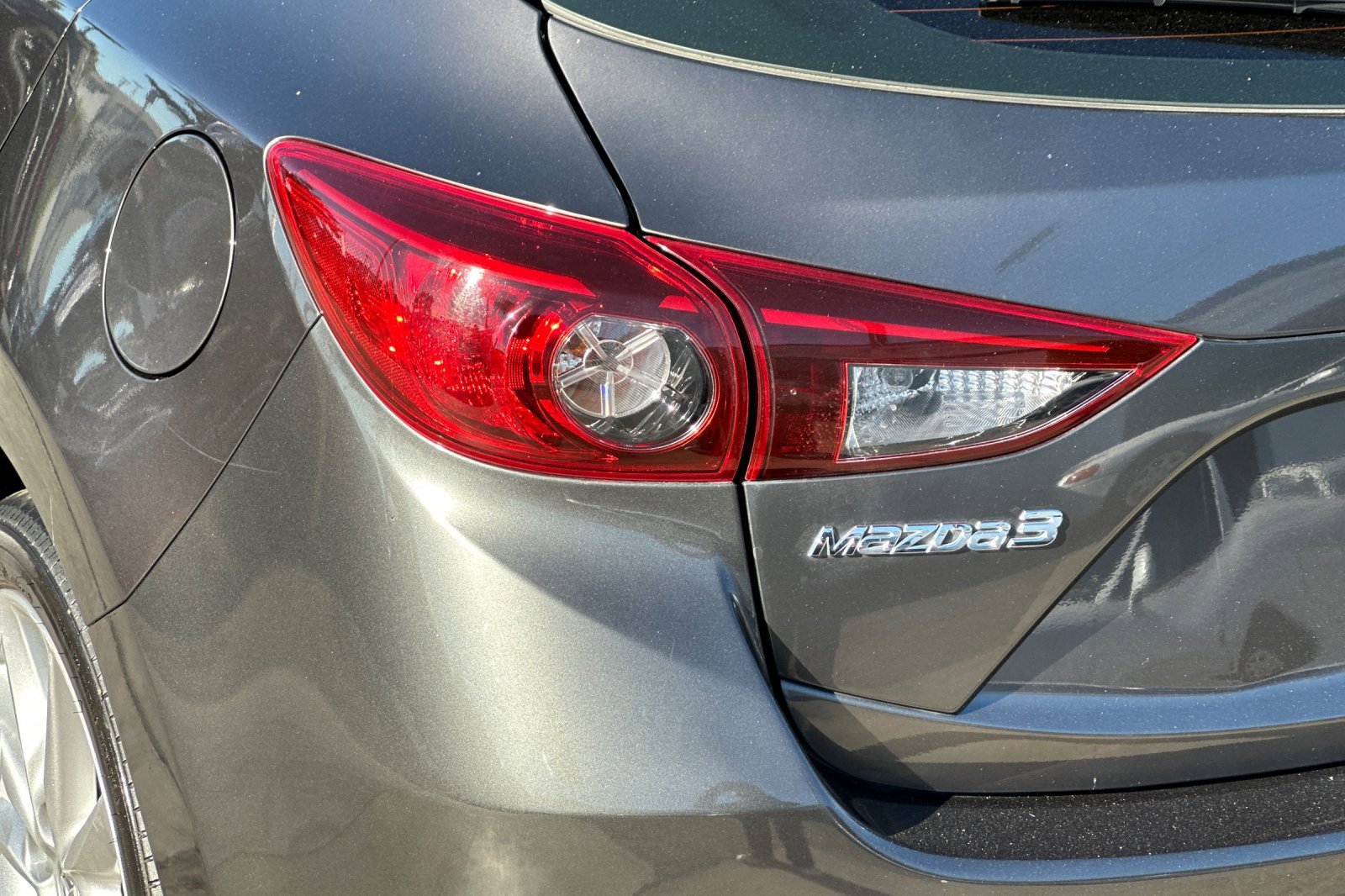 Used 2017 MAZDA MAZDA3 Touring image 27