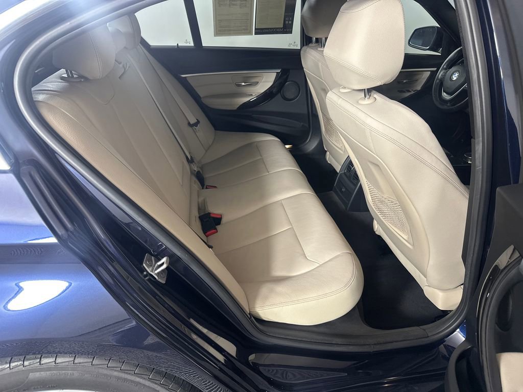 Used 2017 BMW 330i Sedan image 15