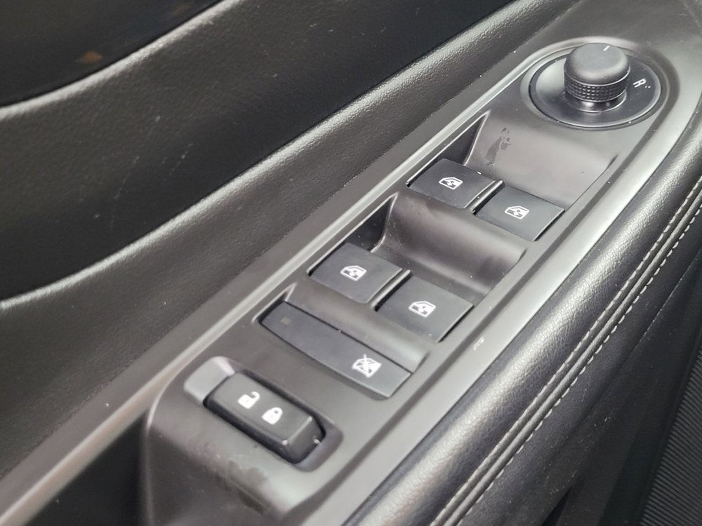 Used 2018 Buick Encore Preferred FWD image 27