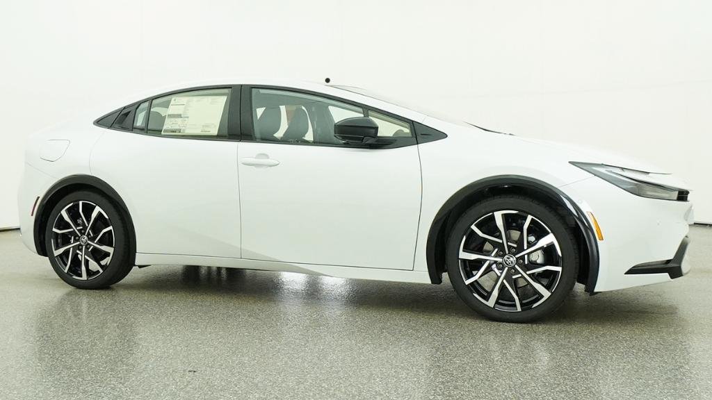New 2026 Toyota Prius Plug-In Hybrid w/ Limited Premium Package FWD image 31