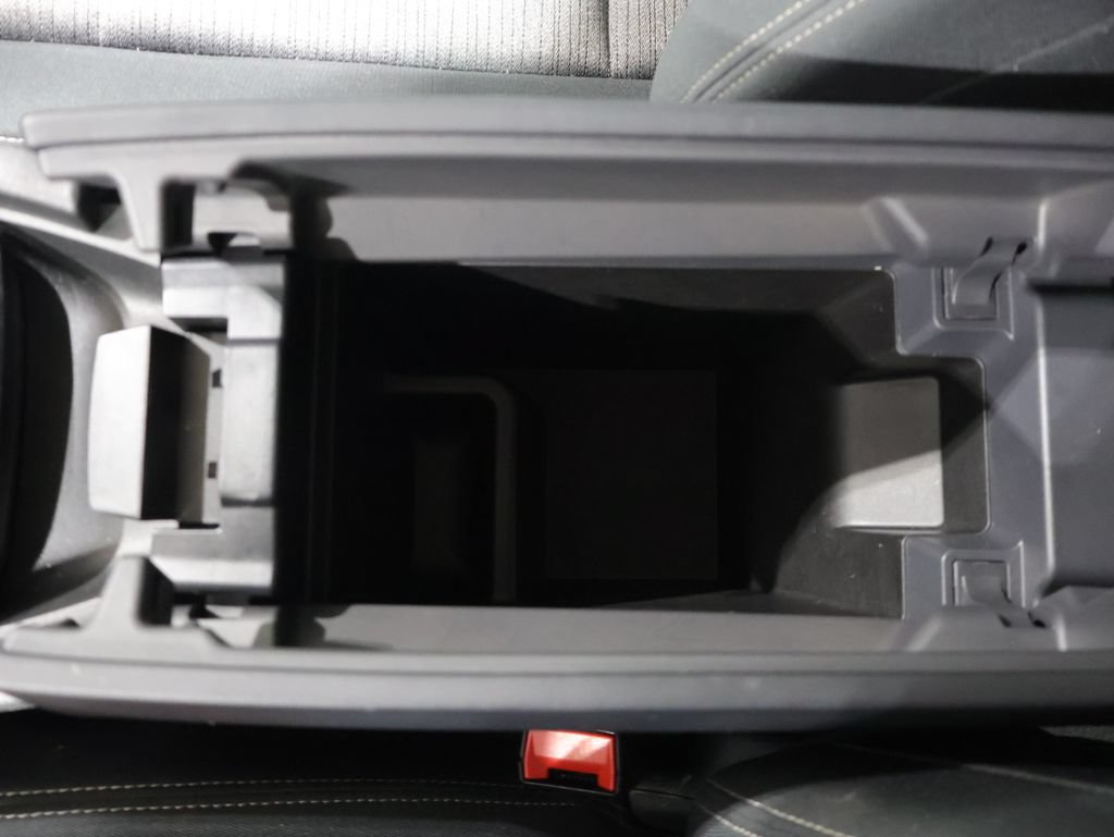 Used 2023 Nissan Rogue SV AWD/4WD image 34