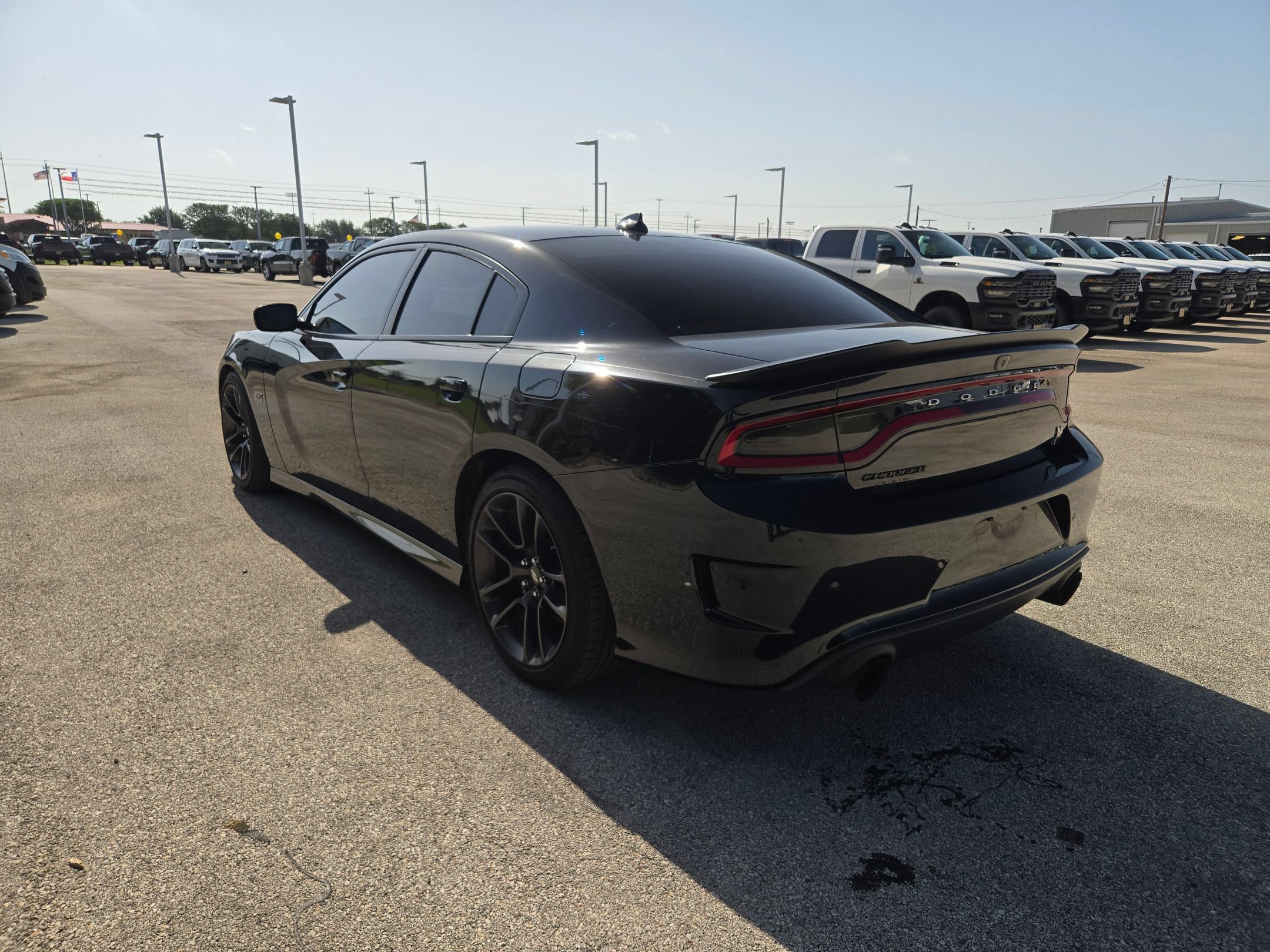 Used 2020 Dodge Charger Scat Pack RWD image 5