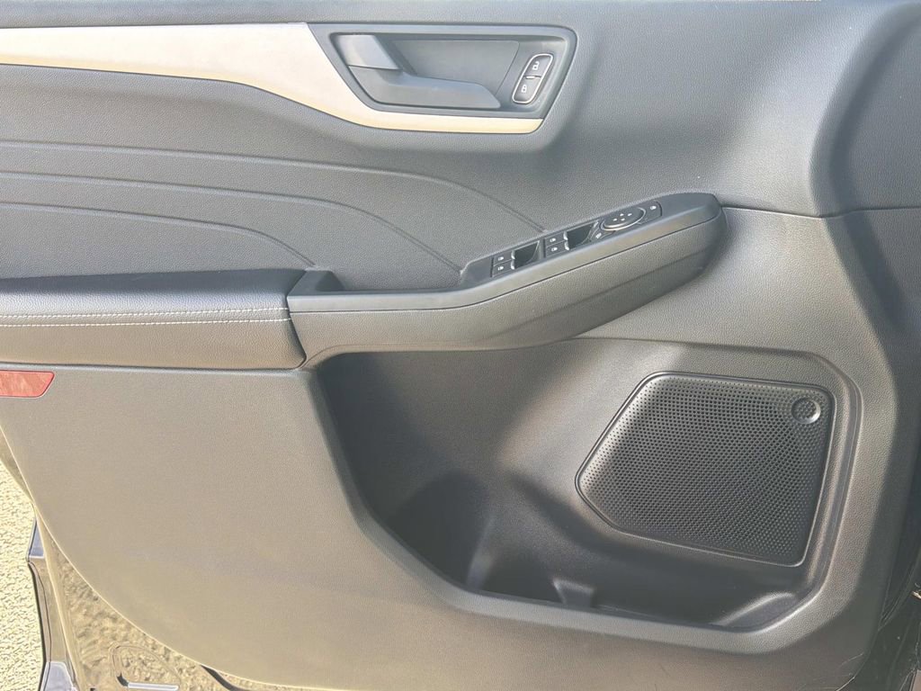 Certified 2022 Ford Escape SE image 19