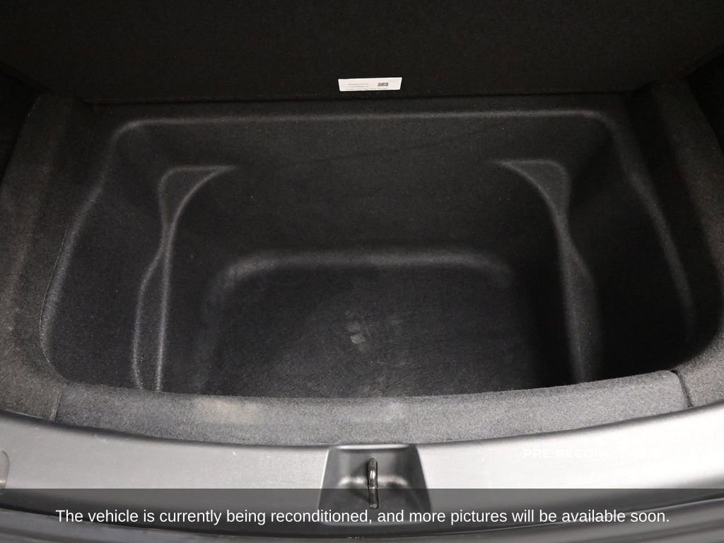 Used 2025 Tesla Model Y Long Range image 29