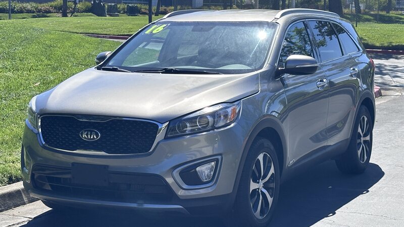 Used 2016 Kia Sorento EX AWD/4WD image 2