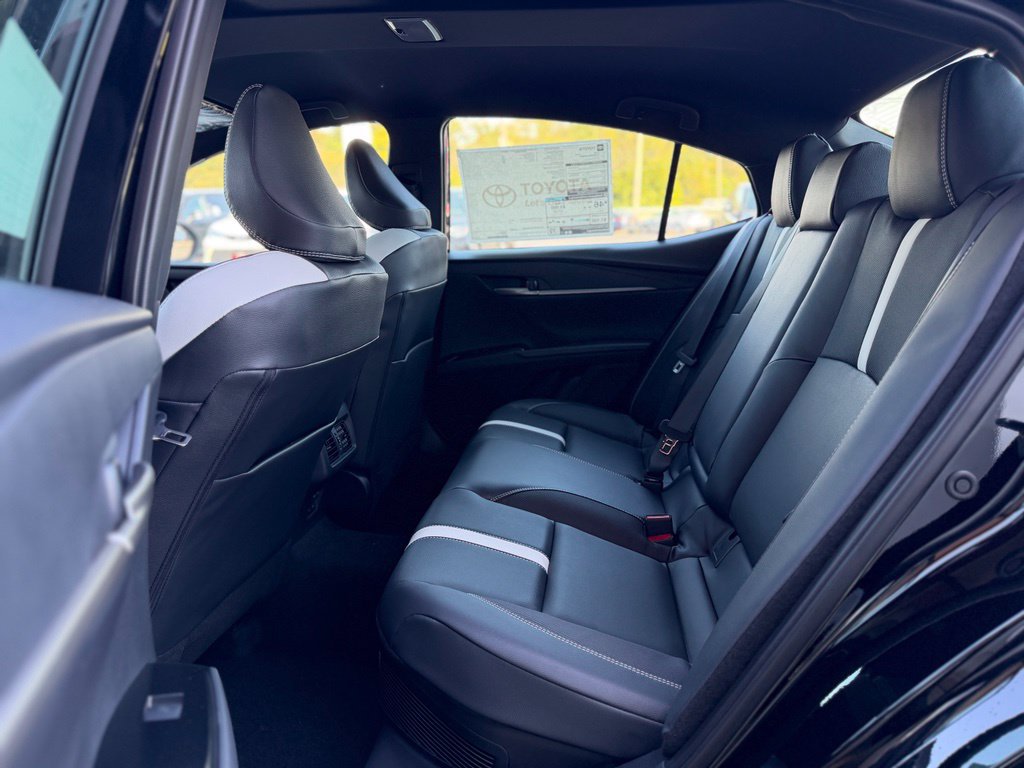 New 2026 Toyota Camry SE AWD/4WD image 8