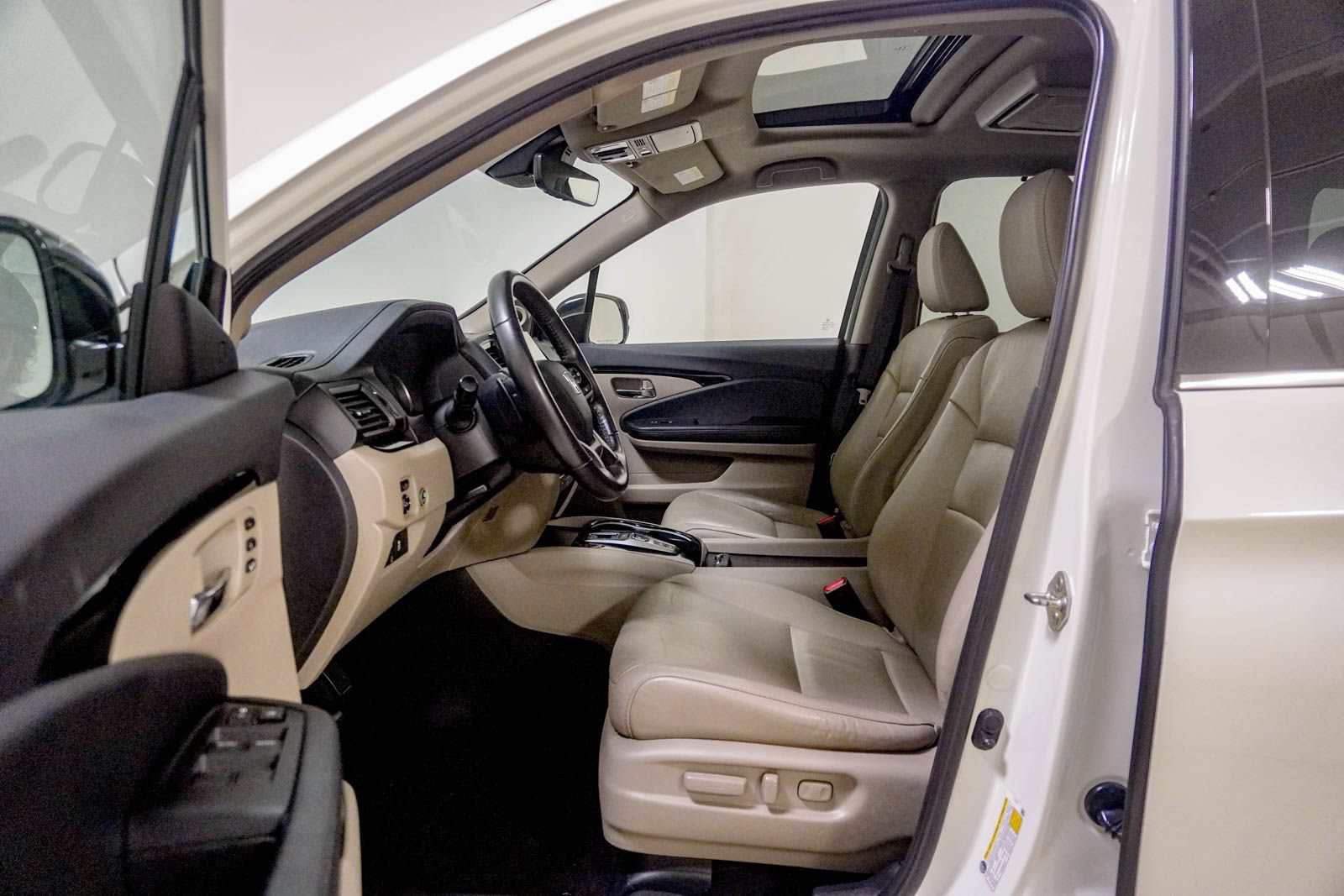 Used 2019 Honda Pilot Touring image 21