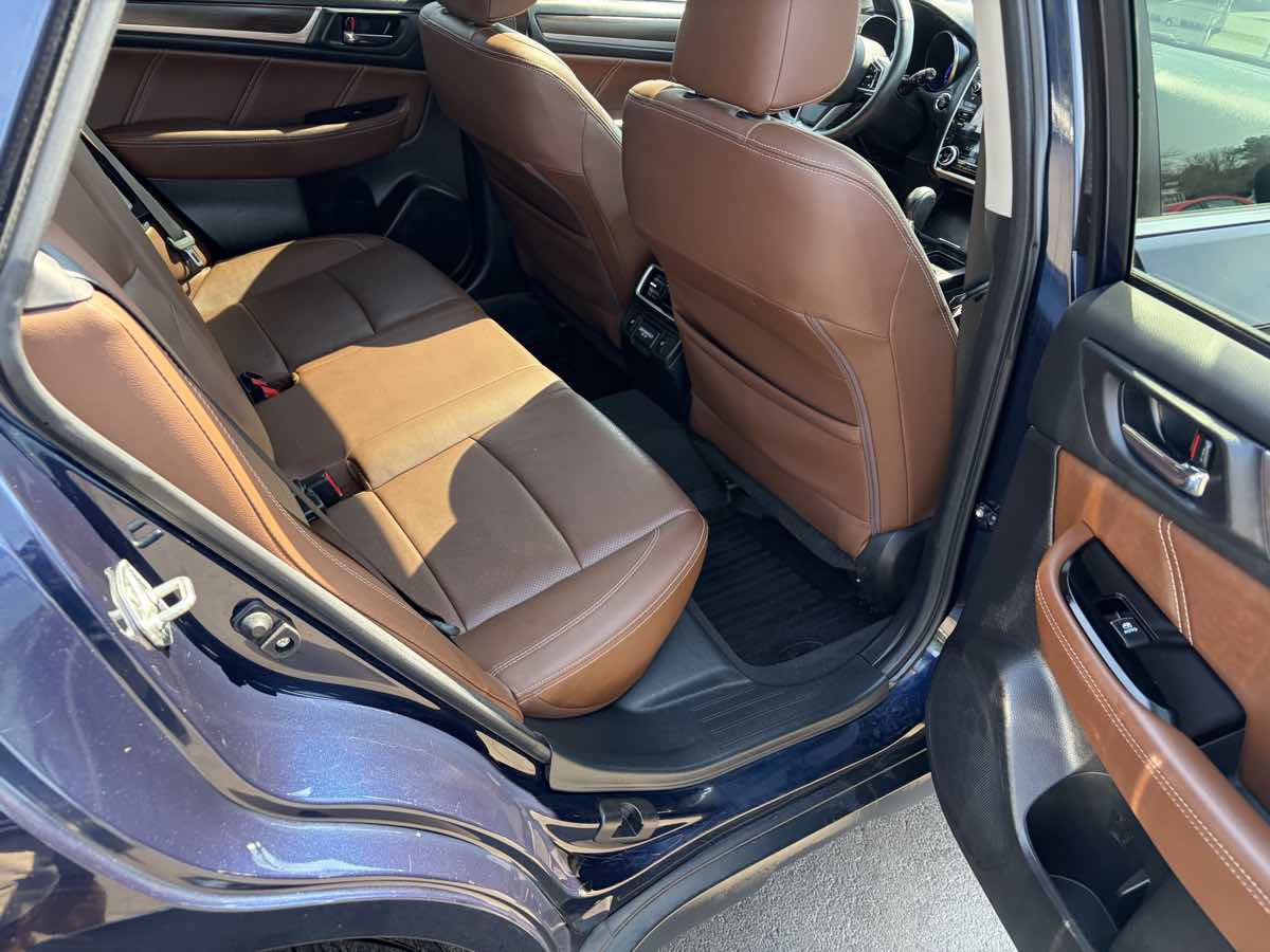 Used 2018 Subaru Outback 2.5i Touring image 24